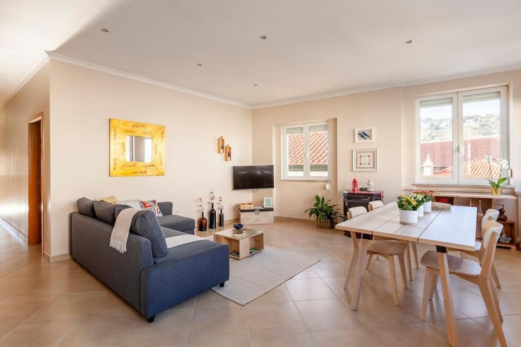 Charming 120M² In Historic Center Lägenhet Lamego Exteriör bild