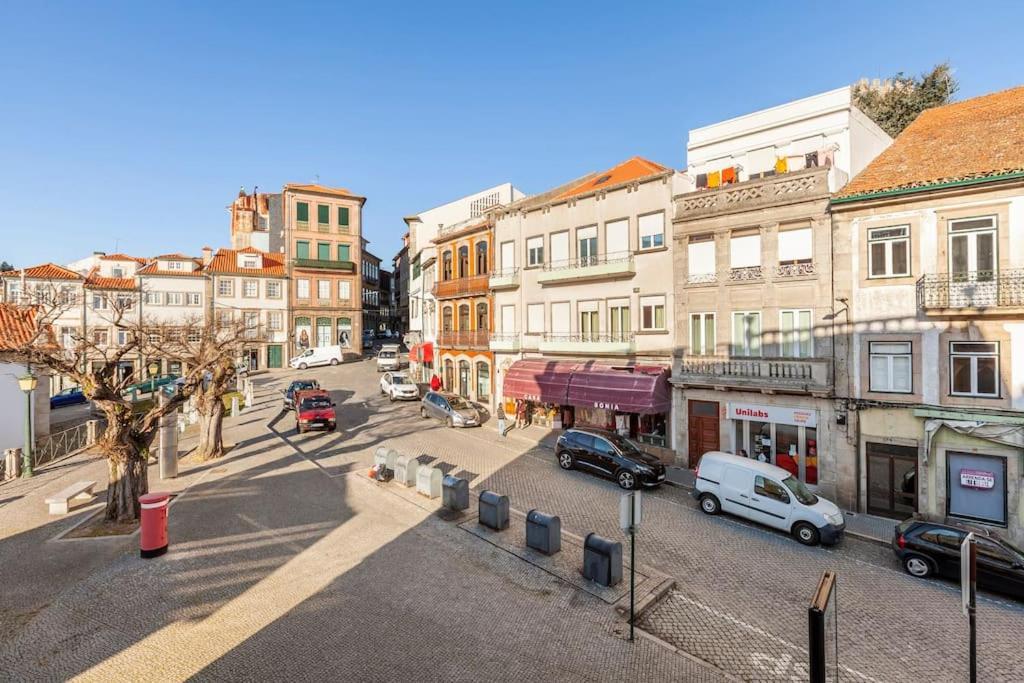 Charming 120M² In Historic Center Lägenhet Lamego Exteriör bild