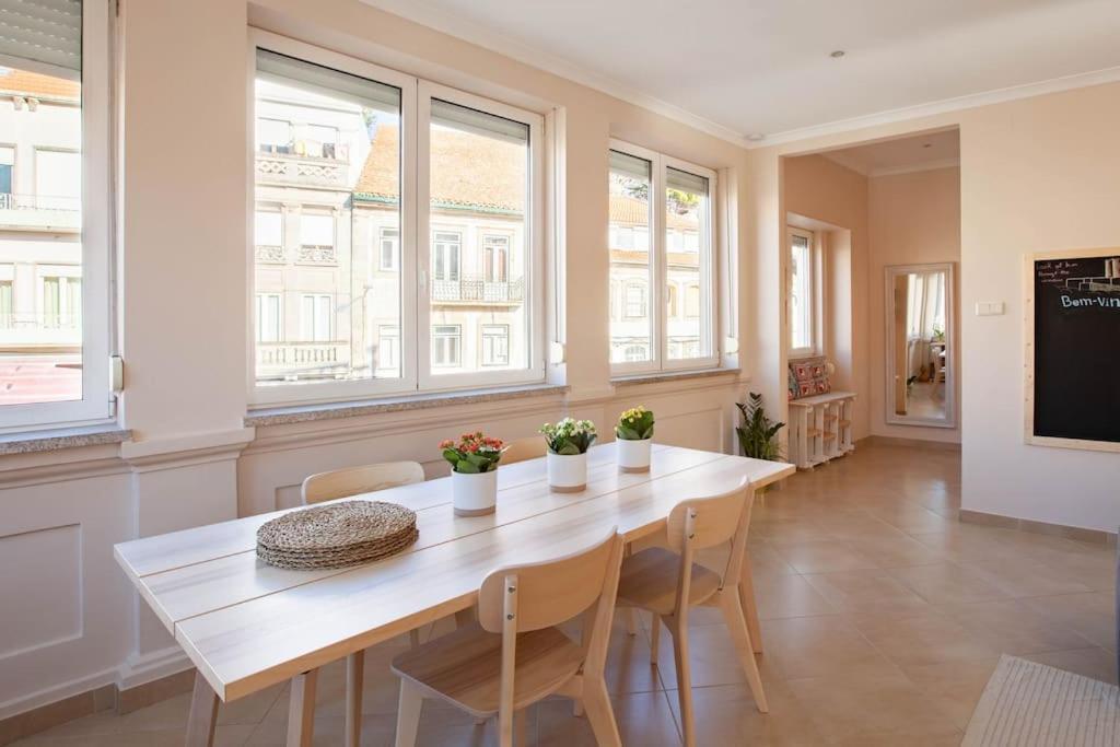 Charming 120M² In Historic Center Lägenhet Lamego Exteriör bild