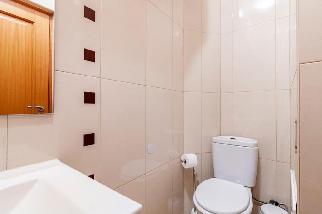 Charming 120M² In Historic Center Lägenhet Lamego Exteriör bild